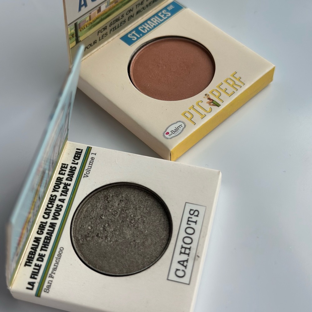The balm eye shadow bundle- collectors